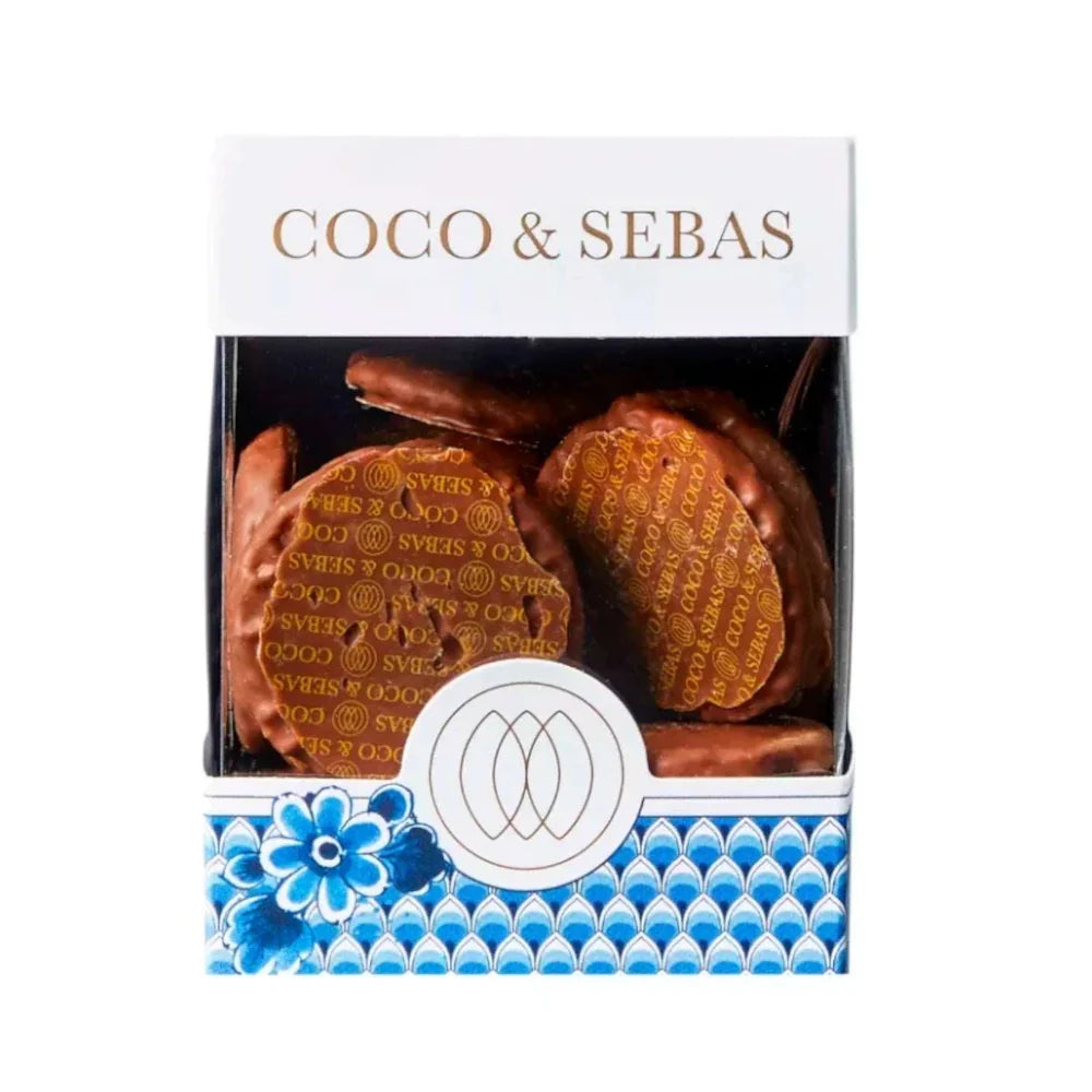 stroopwafels met melkchocolade in delftsblauwe verpakking