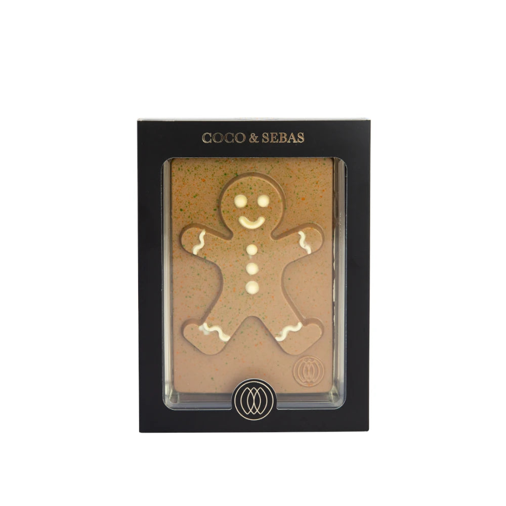 Peperkoekman op plak van karamel chocolade