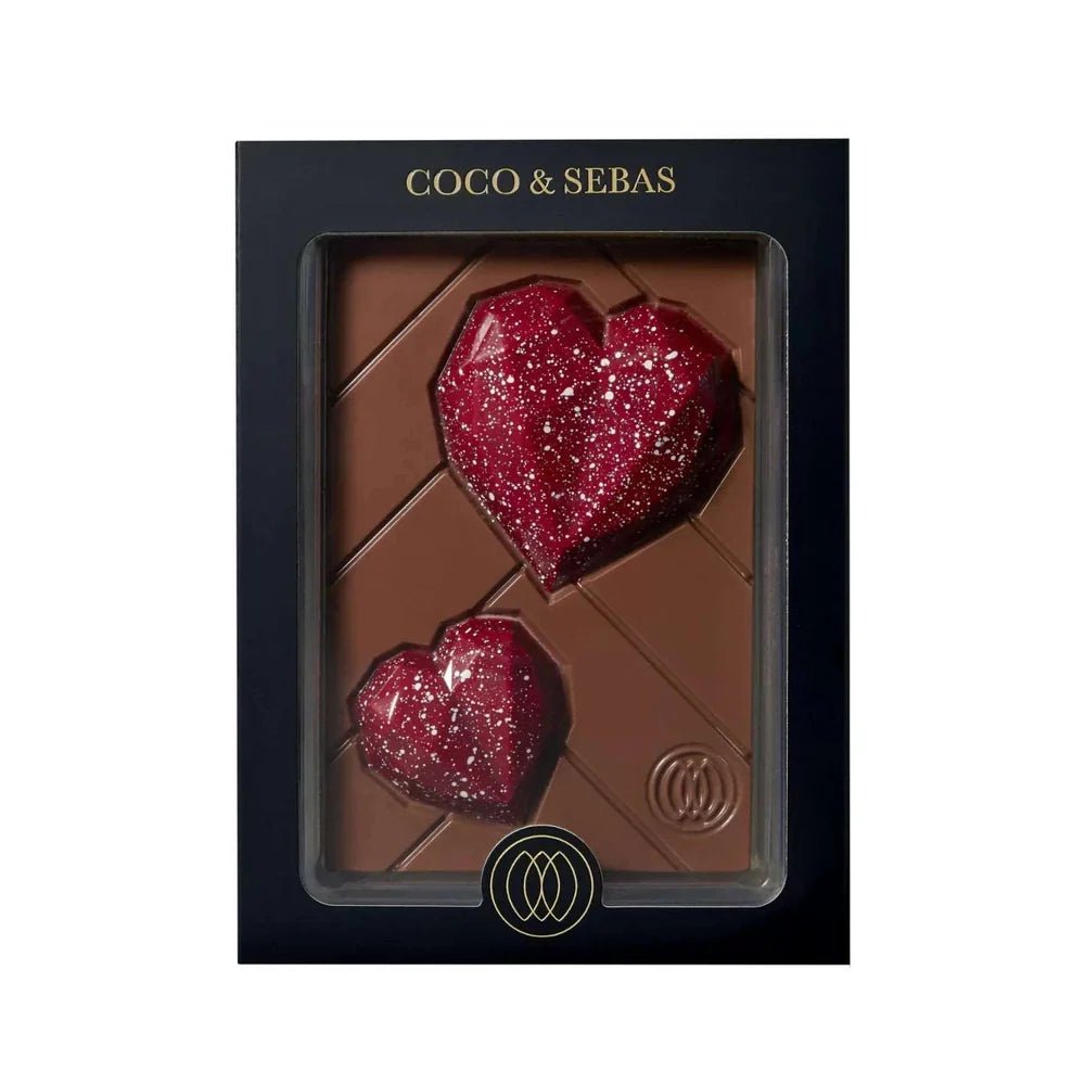 Love tablet - rode harten op plak melkchocolade - Coco & Sebas
